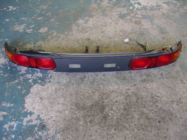 SW20 gen3 tails black