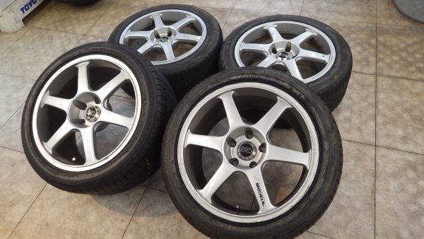 YOKOHAMA MODEL 17`W+T×4